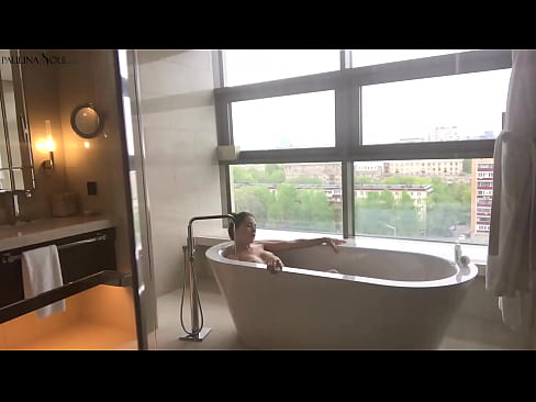 ❤️ Enorme babe die hartstochtelijk haar poesje aftrekt in de badkamer ❤️❌ Fucking video at nl.classicmebel21.ru ☑